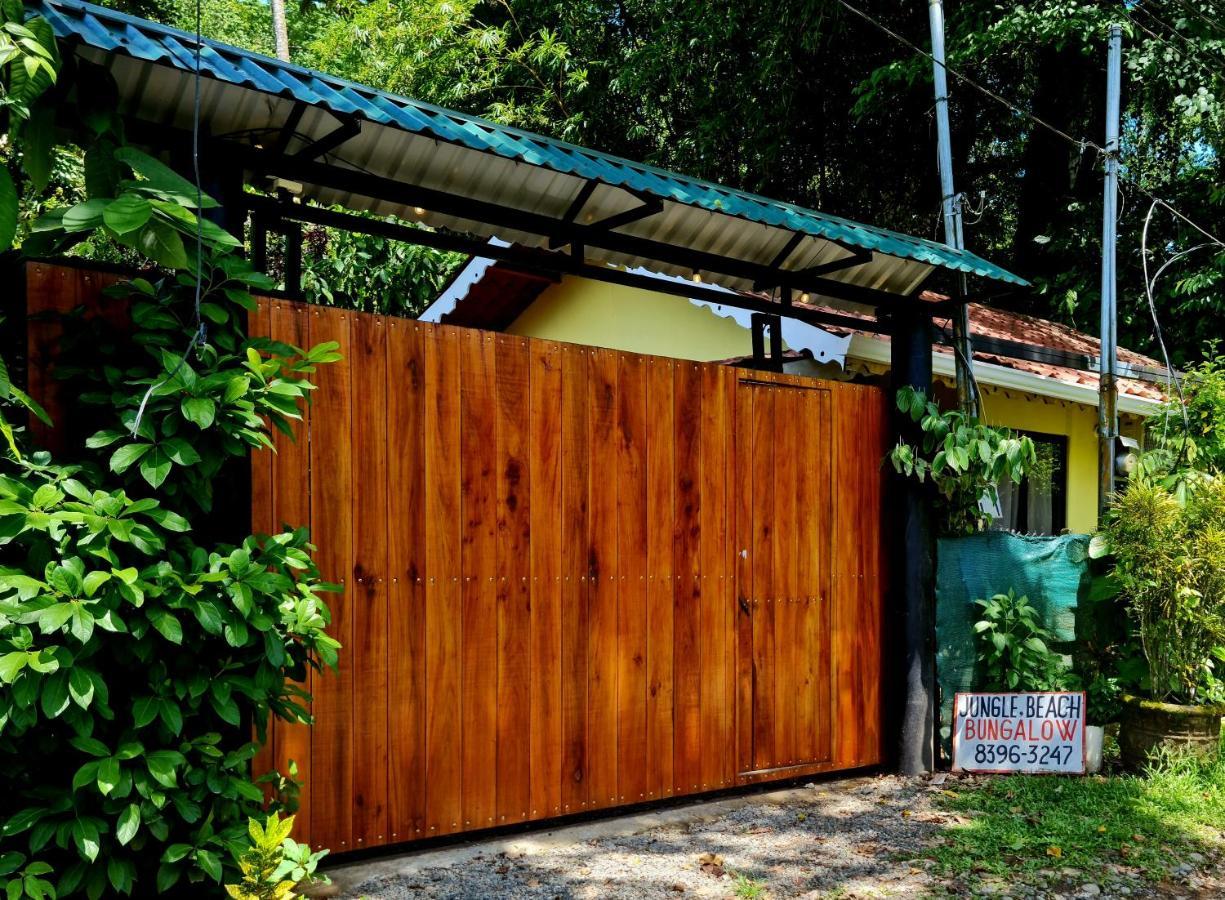 Jungle Beach Bungalow With Ac & Fiber Optic Puerto Viejo de Talamanca Extérieur photo